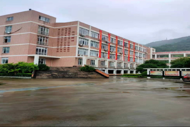Escuela secundaria Xiaoshan He Shang